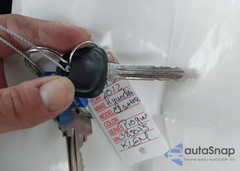 2012 Hyundai Elantra Gls (Ulsan Plant) from USA, damaged, VIN KMHDH4AE7CU385075